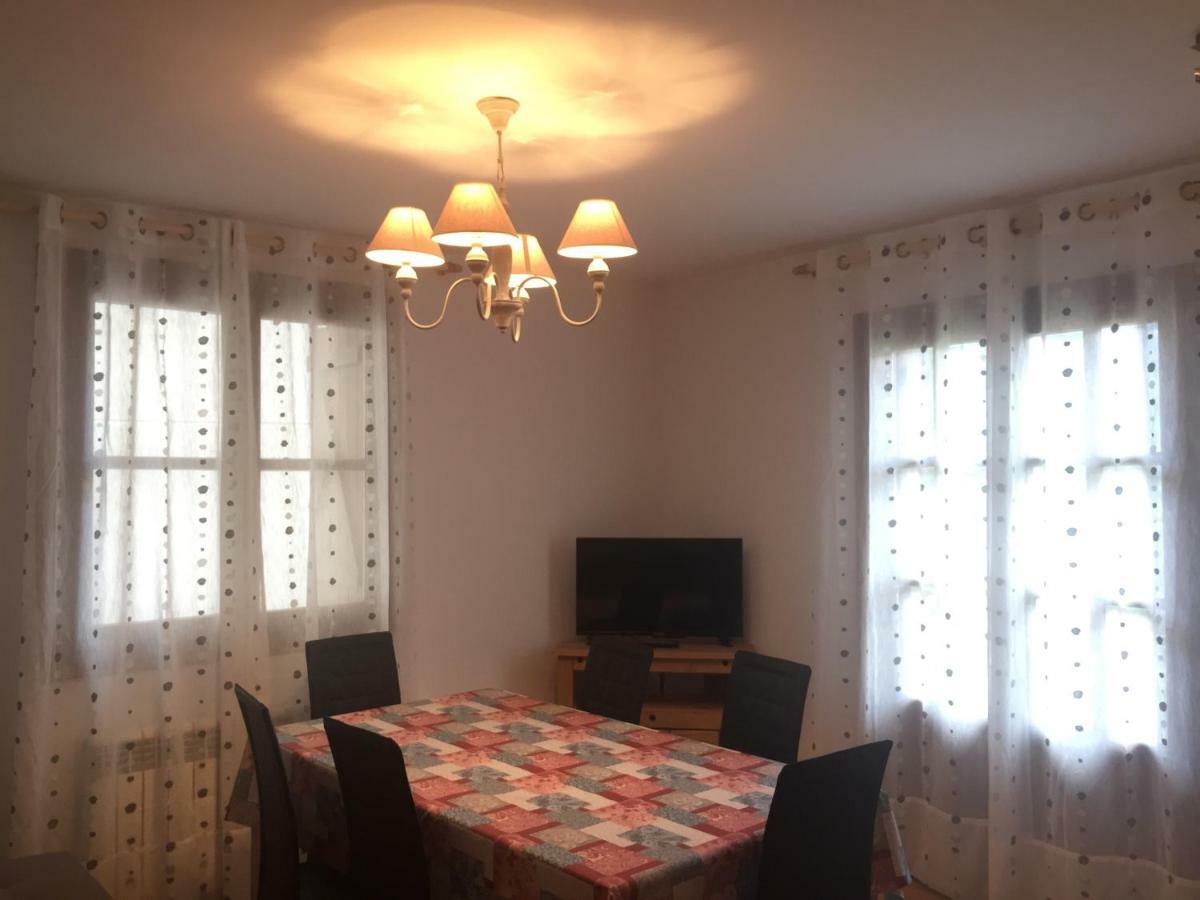 Edelweiss Apartment *